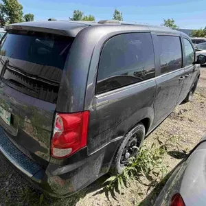 2019 Dodge Caravan SN: 2C4RDGBG2KR700450