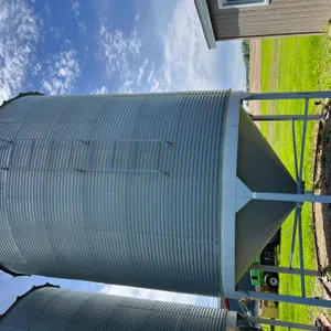 WESTEEL ROSCO HOPPER BIN