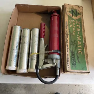 Alemite 500 and National Spencer Zee-Matic Grease Guns