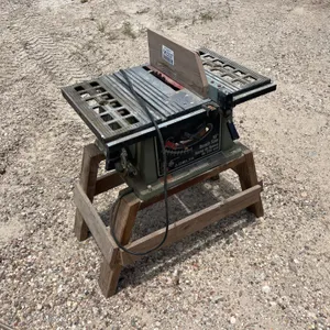 DELTA 10 IN. BENCH SAW TABLE SAW