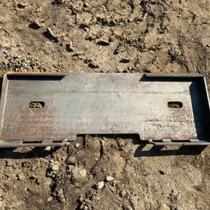 UNUSED KIT CONTAINER MOUNTING PLATE