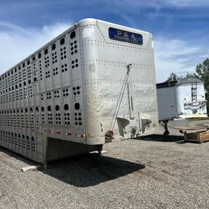 Wilson Tandem Axle Aluminum Cattle Liner s/n: 1W1VJSWB2JD511714
