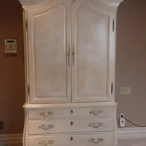 Henredon Armoire
