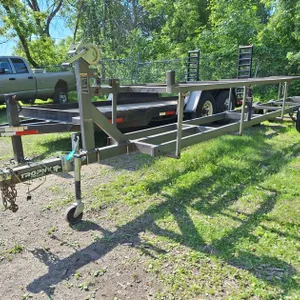 Trophy Trailer 24-43 Tandem Axle Pontoon Trailer, 24' Long, 43" Wide, VIN SRSTP242X01029467