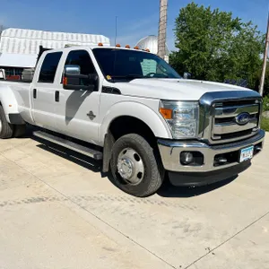 2016 Ford F-350 4WD Super Duty XLT Truck