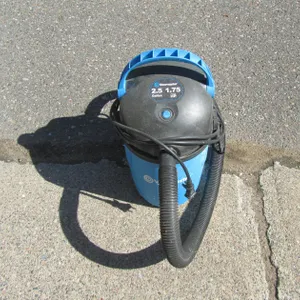 Vacmaster 2.5 Gallon Wet/Dry Vac
