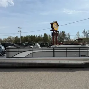 2023 Bennington 24 SSR Pontoon