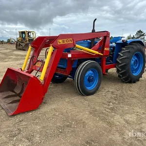 Universal U-600DT 4WD Tractor