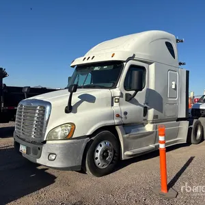 2015 Freightliner Cascadia 125 6x4 T/A Sleeper Truck Tractor