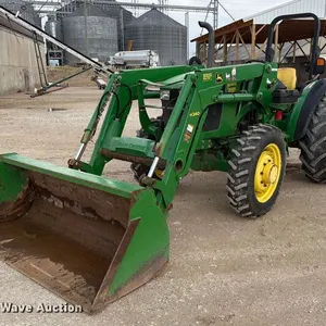 2017 John Deere 5065E MFWD tractor