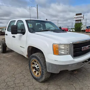 2012 GMC Sierra 2500 Crew Cab & Chassis Truck
 UNRESERVED