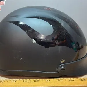 Women’s Medium Motorcycle Helmet.