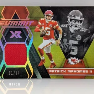 2020 Summit Xr Patrick Mahomes II /10 Relic Corner