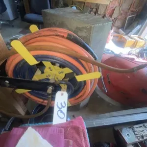 Hose Reel w/Air Hoses