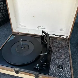 Vintage solid State portable vinyl Turntable