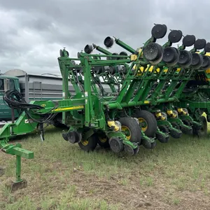 2004 John Deere 1790 CCS 16R30/31R15 vacuum planter