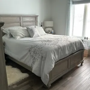 Queen Size Bedroom Suite