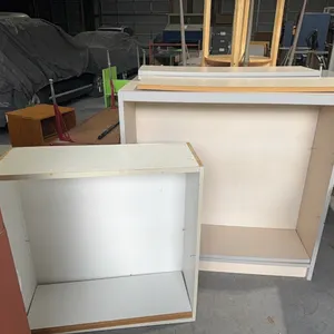 2 shelf units