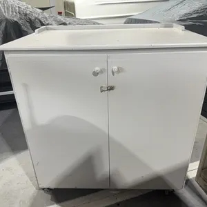 Storage cabinet