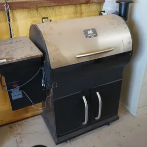 Silverbac Pellet Smoker