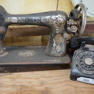 Vintage Singer Sewing Machine and Rotary Phone