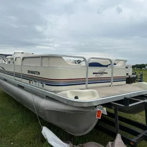 2000 Bennington 208L 20FT