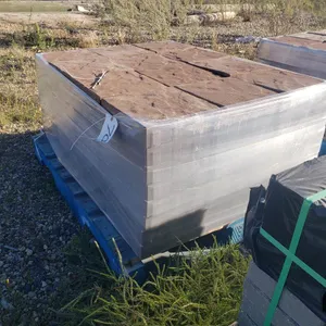 (1) Pallet of Patio Stones (Approx. 11 3/8" x 11 3/8" x 2 3/8")
 UNRESERVED