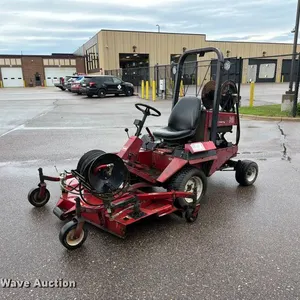 2018 Toro Groundsmaster 345 surface cleaner