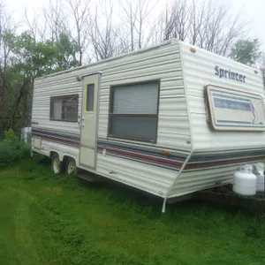 1989 24ft Tow Behind Sprinter Camper, Currently located offsite but picked up at warehouse