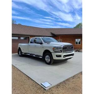 2019 Dodge Ram 3500HD Limited Extended Cab Diesel Dually Truck, only 33,588km  ONE OWNER