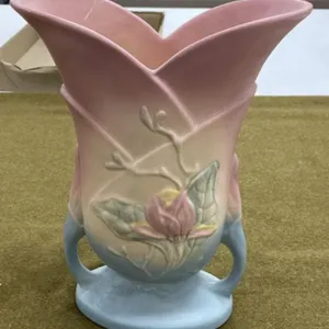 Hull 11" Vase