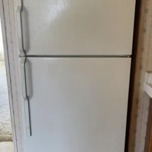Hot Point Refrigerator Freezer