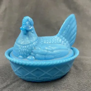 Vintage Westmoreland Blue Milk Glass Hen On Nest D