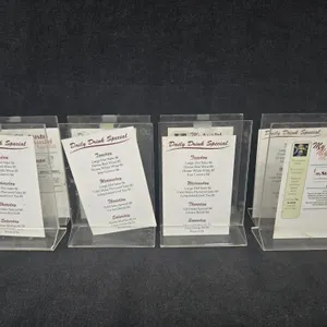 (8) 5x7,  (2) 4x6 & (5) 8x5 Acrylic Sign Holders
