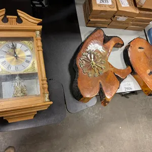Live Edge Wood Clock & Daniel Dakota Quartz Clock