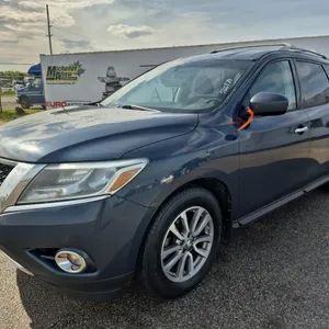 2014  Nissan  Pathfinder  4x4 SV 4dr SUV