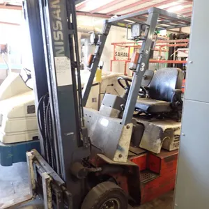 Nissan 30 LP Forklift