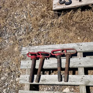 Hitch Pins: Group of 4