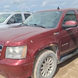 2008 Chevy Tahoe Hybrid  SUV-4 door 8CYL - 349,331 kms