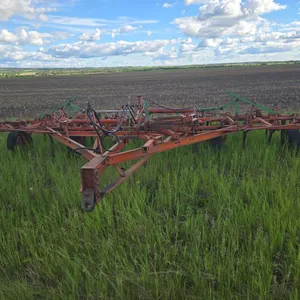 Morris Vibrashank Cultivator 21 Foot