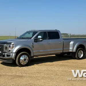 2022 FORD F-450 PLATINUM CREW CAB DUALLY PICKUP