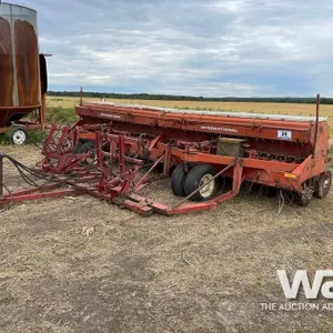 IHC 620 20 FT. GRAIN DRILL