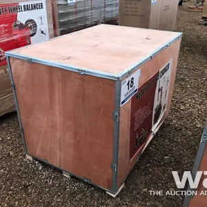 HEAVY DUTY TIRE CHANGER