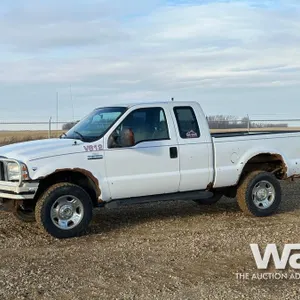 2006 FORD F350 XLT E-CAB PICKUP