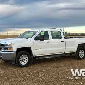 2016 CHEVROLET 3500HD 4X4 CREW CAB PICKUP