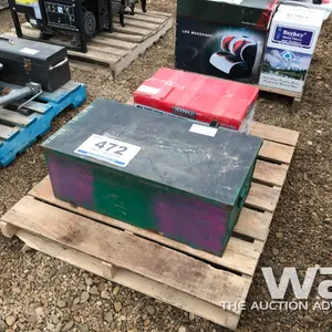 KING 8" BENCH GRINDER