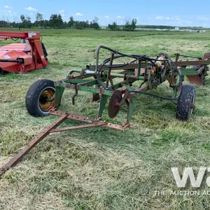 JOHN DEERE 4 BOTTOM PLOW