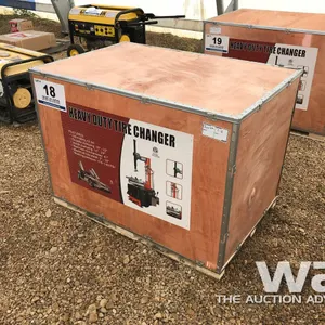 HEAVY DUTY TIRE CHANGER