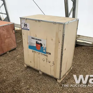 HEAVY DUTY WHEEL BALANCER