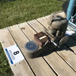 UNIVERSAL GRASS SEED TESTER